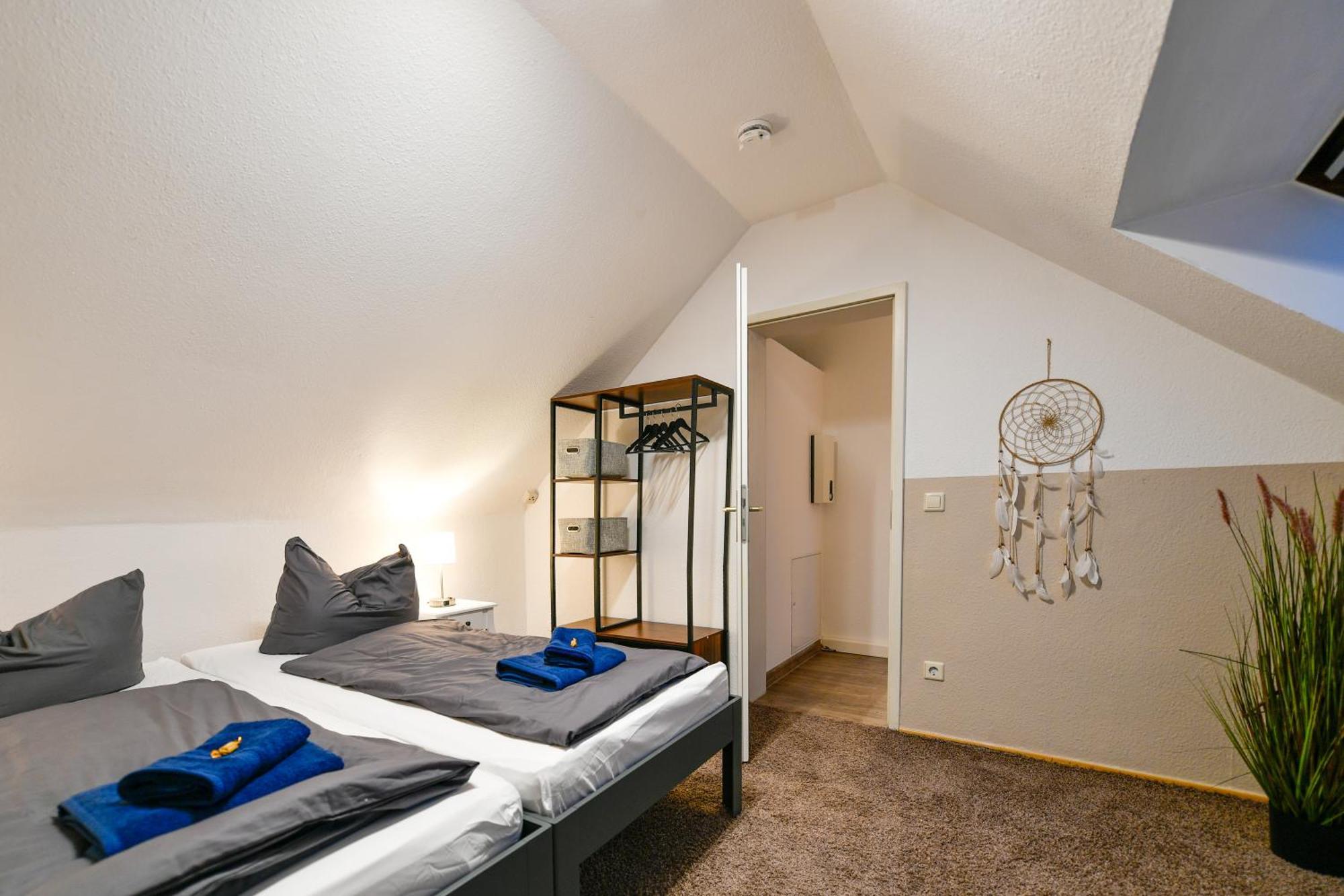 Grosses Spree Apartment, 3 Schlafzimmer Bis 10 Personen, 4X Kfz Parkplatz, Terrasse, Waschtrockner, Wlan, Netflix كوتبوس المظهر الخارجي الصورة
